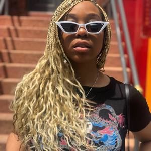 Meet your Posher, Ashlee